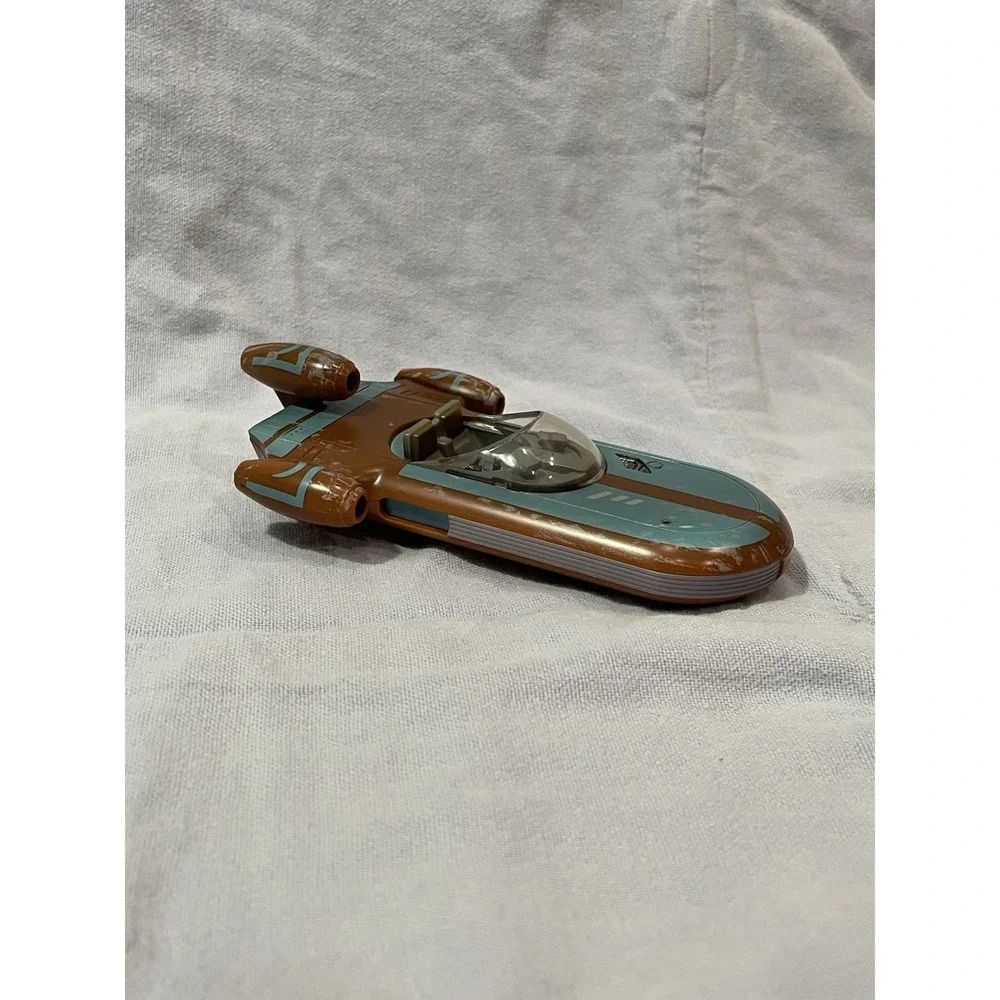 NEW Disney Parks Toydarian X-34 Landspeeder Star Wars Galaxys Edge Pull Back Toy